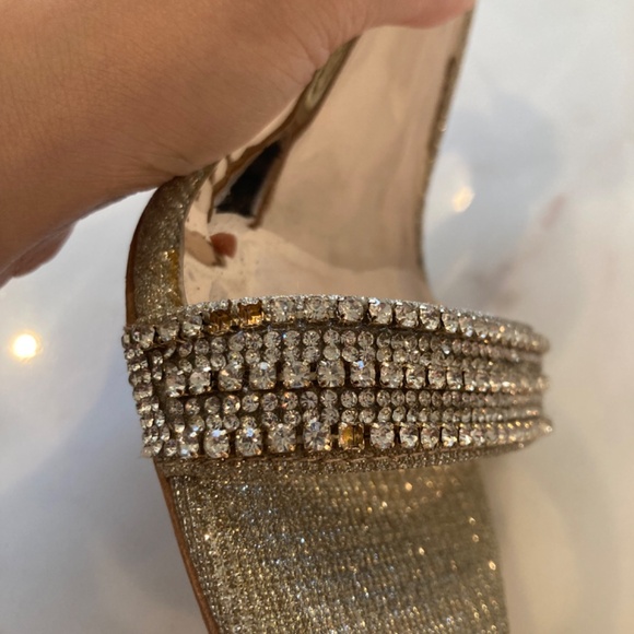 Badgley Mischka Embellished Heels - Picture 6 of 8